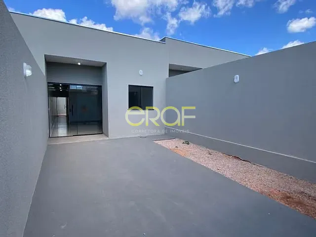 Casa 2 quartos e 2 banheiros, à venda, no bairro Parque Laguna II em Formosa