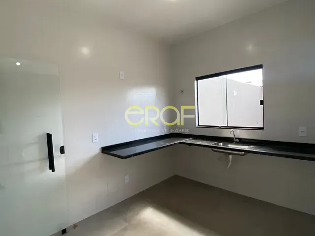 Casa 2 quartos e 2 banheiros, à venda, no bairro Parque Laguna II em Formosa