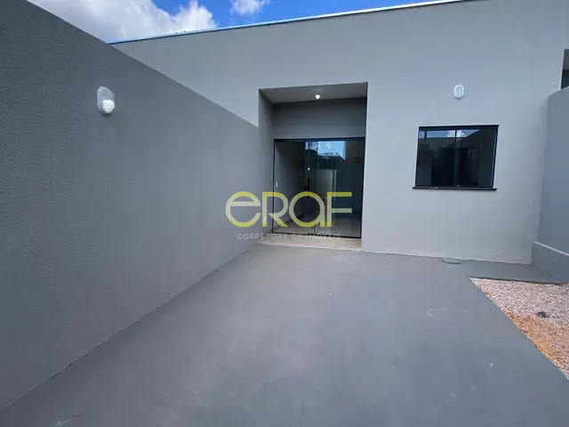Casa 2 quartos e 2 banheiros, à venda, no bairro Parque Laguna II em Formosa