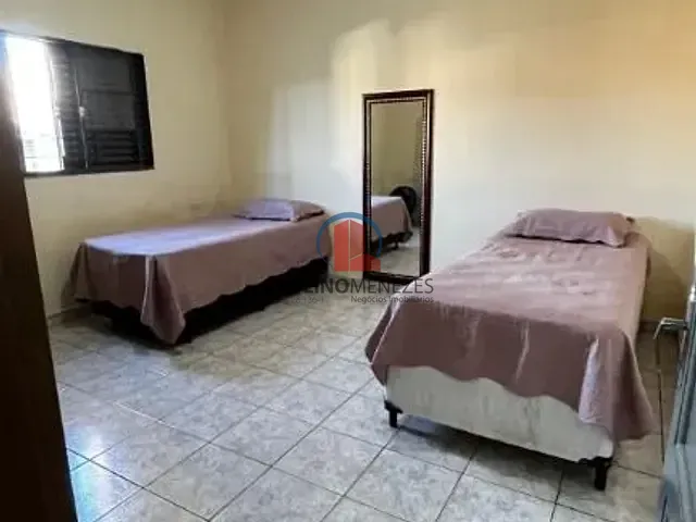 Casa com 400m² 4 quartos e 2 banheiros, à venda, no bairro São Manoel em Americana