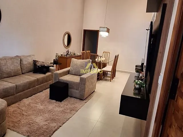 Casa com 216m² 3 quartos e 2 banheiros, à venda, no bairro Jardim Mantova em Indaiatuba