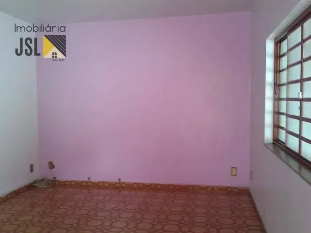 Casa com 150m² 3 quartos e 1 banheiro, à venda, no bairro Vila Resende em Caçapava