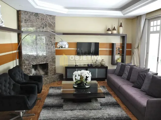 Casa com 526m² 4 quartos e 4 banheiros, à venda, no bairro Três Figueiras em Porto Alegre