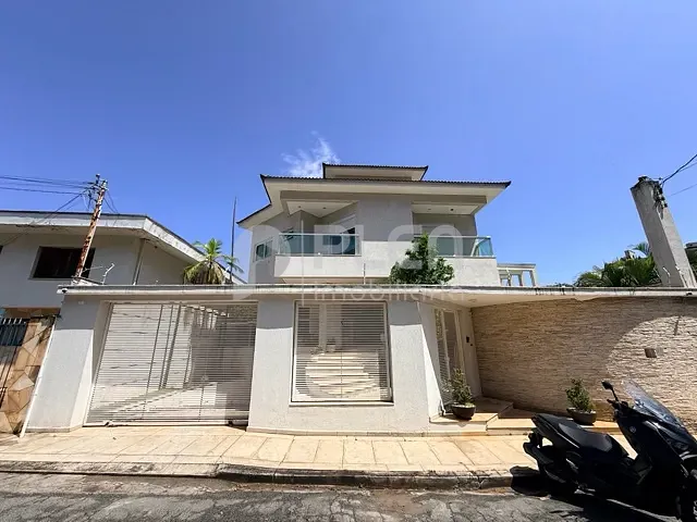 Casa com 1250m² 5 quartos e 10 banheiros, à venda, no bairro Jardim São Bento em São Paulo