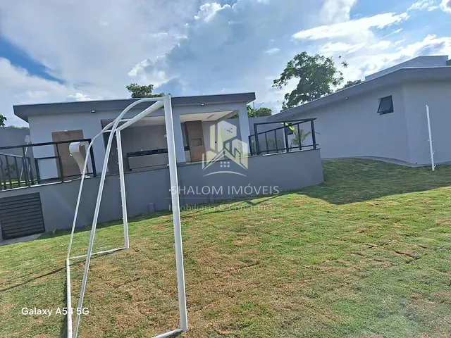 Casa com 1000m² 5 quartos e 4 banheiros, à venda, no bairro Novo Santos Dumont em Lagoa Santa
