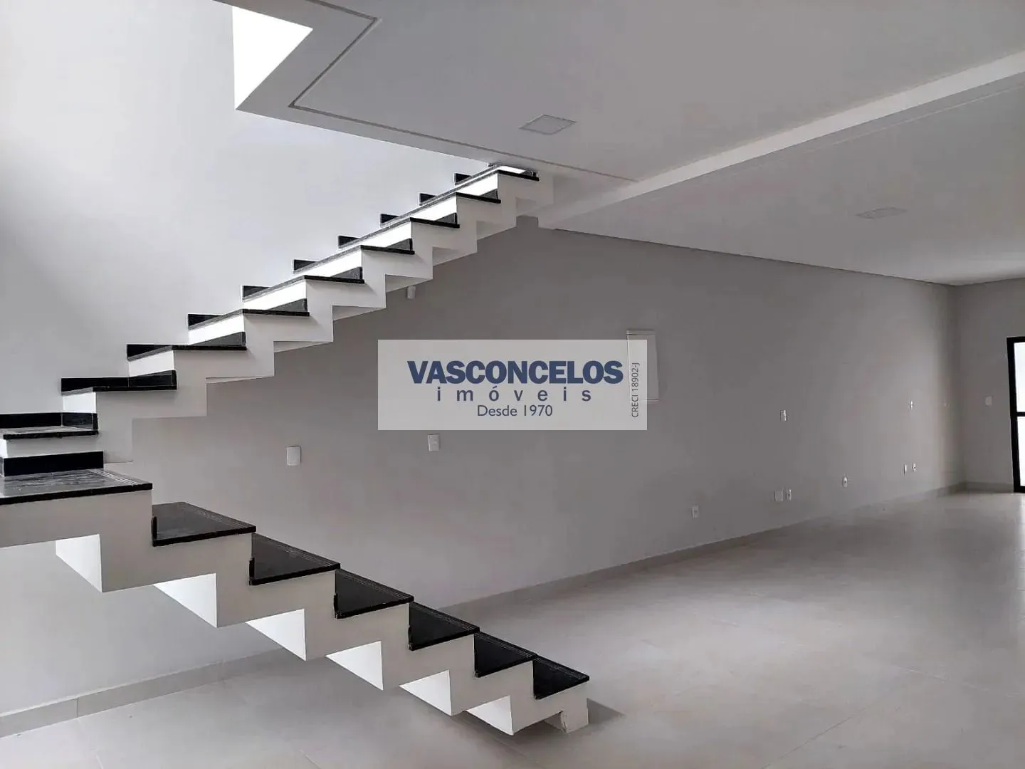 Casa, 3 quartos, 165 m² - Foto 1