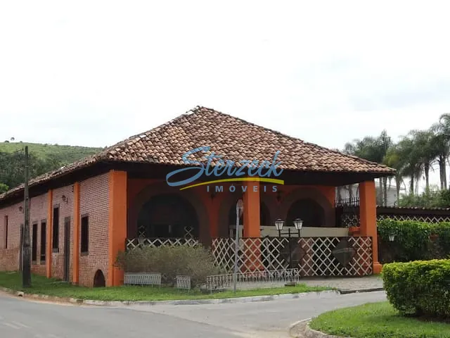 Casa com 933m² 3 quartos e 3 banheiros, à venda, no bairro Santa Cândida em Vinhedo