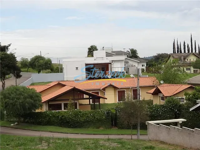 Casa com 933m² 3 quartos e 3 banheiros, à venda, no bairro Santa Cândida em Vinhedo