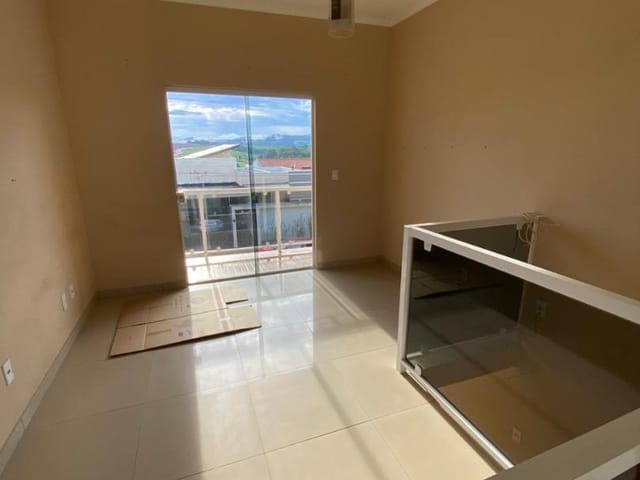 Casa 3 quartos e 2 banheiros, à venda, no bairro Ponte Nova em Extrema