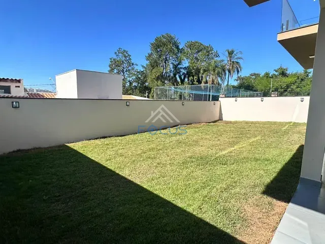 Casa com 236m² 3 quartos e 1 banheiro, à venda, no bairro Loteamento Villaggio di San Francisco em Jundiaí