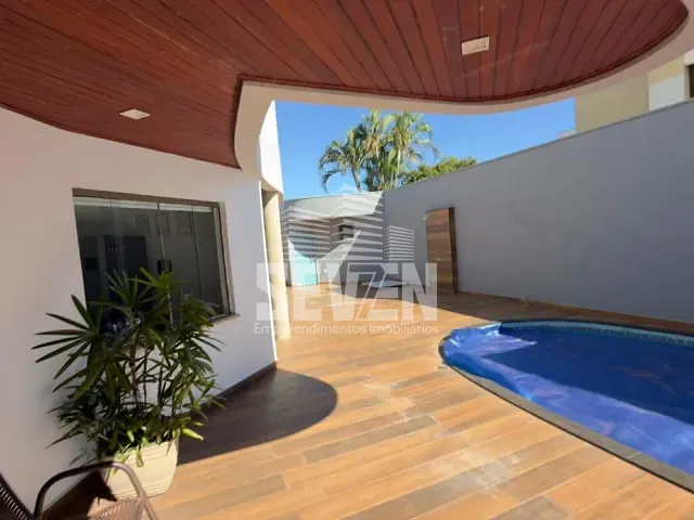Casa com 420m² 4 quartos e 5 banheiros, à venda, no bairro Jardim Estoril em Bauru