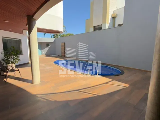Casa com 420m² 4 quartos e 5 banheiros, à venda, no bairro Jardim Estoril em Bauru