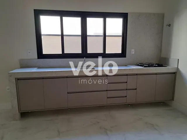 Casa com 300m² 3 quartos e 2 banheiros, à venda, no bairro Piracangaguá em Taubaté