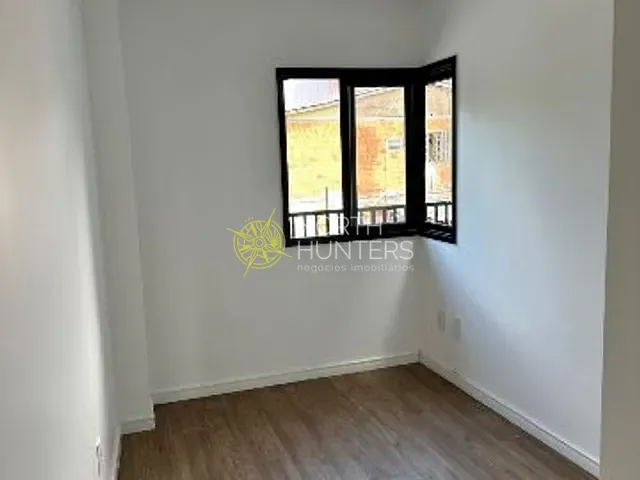 Casa com 125m² 2 quartos e 3 banheiros, à venda, no bairro Boa Vista em Joinville
