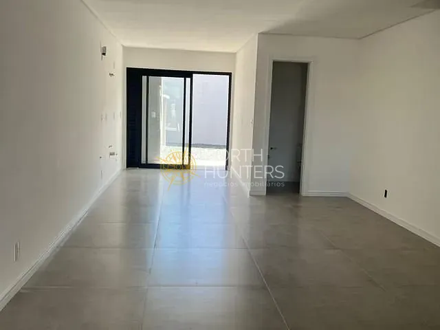Casa com 125m² 2 quartos e 3 banheiros, à venda, no bairro Boa Vista em Joinville