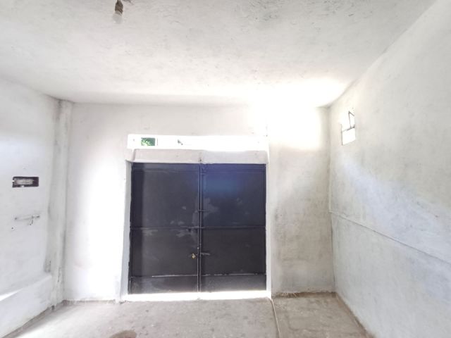 Casa com 263m² 1 quarto e 1 banheiro, à venda, no bairro Jardim Rio Douro em São Paulo