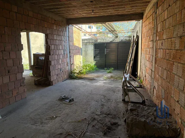 Casa 3 quartos e 2 banheiros, à venda, no bairro Parque Independência em Barra Mansa