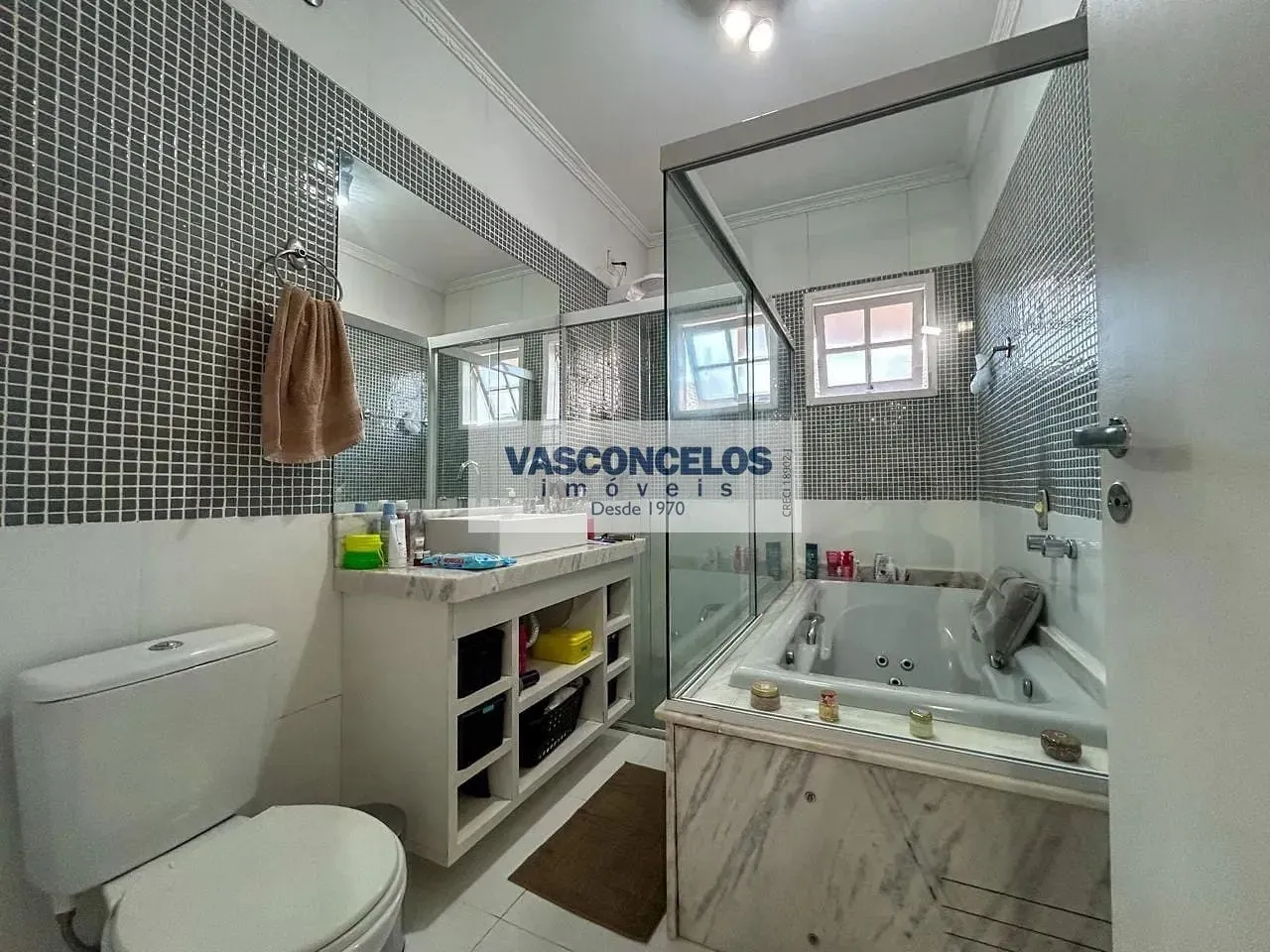Casa, 4 quartos, 225 m² - Foto 30
