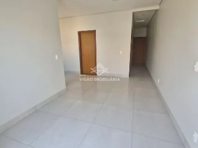 Casa 2 quartos e 1 banheiro, para alugar, no bairro Sonhalto Videira em Sinop