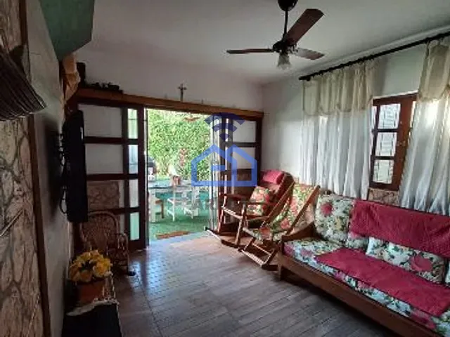 Casa com 429m² 2 quartos e 2 banheiros, à venda, no bairro Martim de Sá em Caraguatatuba