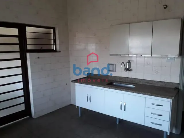 Casa com 250m² 2 quartos e 1 banheiro, à venda, no bairro Centro em Porto Feliz