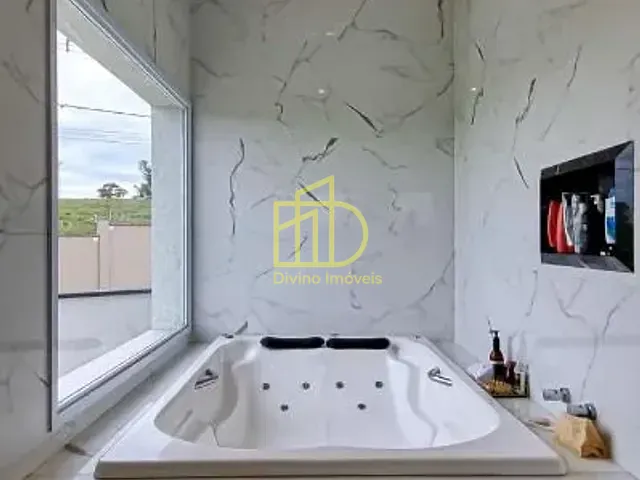 Casa com 300m² 3 quartos e 1 banheiro, à venda, no bairro Vossoroca em Votorantim