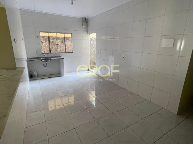 Casa 3 quartos e 2 banheiros, para alugar, no bairro Jardim das Américas em Formosa