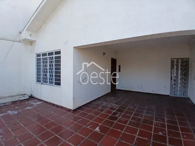 Casa com 250m² 2 quartos e 1 banheiro, para alugar, no bairro Centro em Santa Bárbara D'Oeste