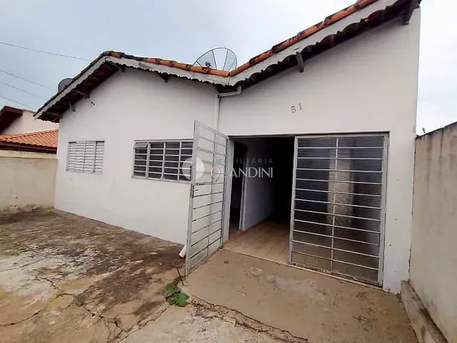 Casa com 150m² 2 quartos e 1 banheiro, à venda, no bairro Parque Das Paineiras em Artur Nogueira