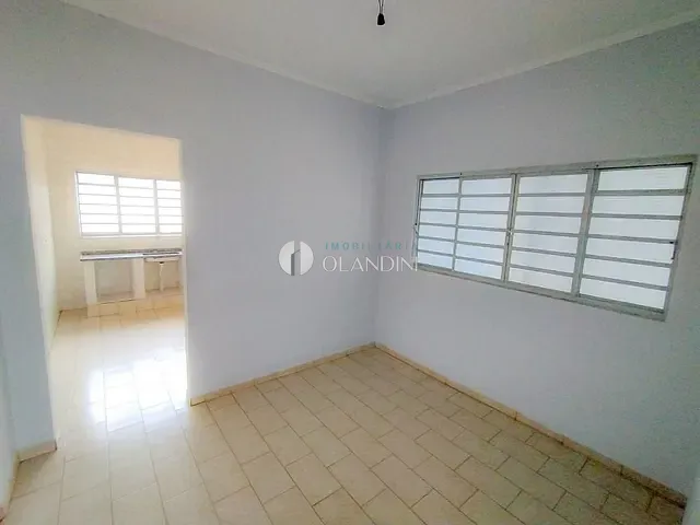 Casa com 150m² 2 quartos e 1 banheiro, à venda, no bairro Parque Das Paineiras em Artur Nogueira