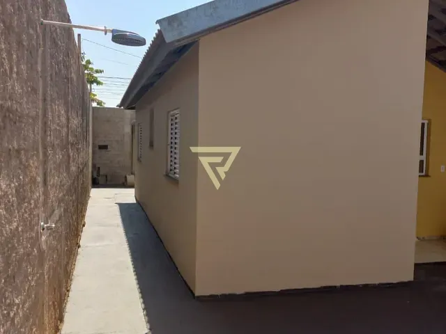 Casa 2 quartos e 1 banheiro, à venda, no bairro Jardim Cristo Redentor em Ribeirão Preto