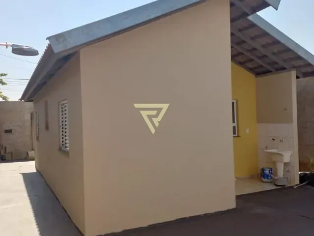 Casa 2 quartos e 1 banheiro, à venda, no bairro Jardim Cristo Redentor em Ribeirão Preto