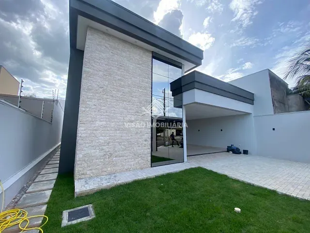 Casa 3 quartos e 3 banheiros, à venda, no bairro Jardim Belo Horizonte em Sinop