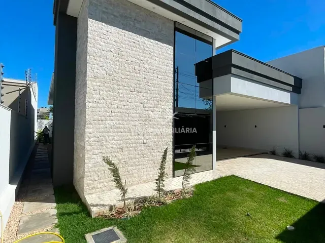 Casa 3 quartos e 3 banheiros, à venda, no bairro Jardim Belo Horizonte em Sinop