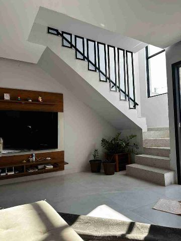 Casa 3 quartos e 2 banheiros, à venda, no bairro São Francisco  em São Francisco de Itabapoana