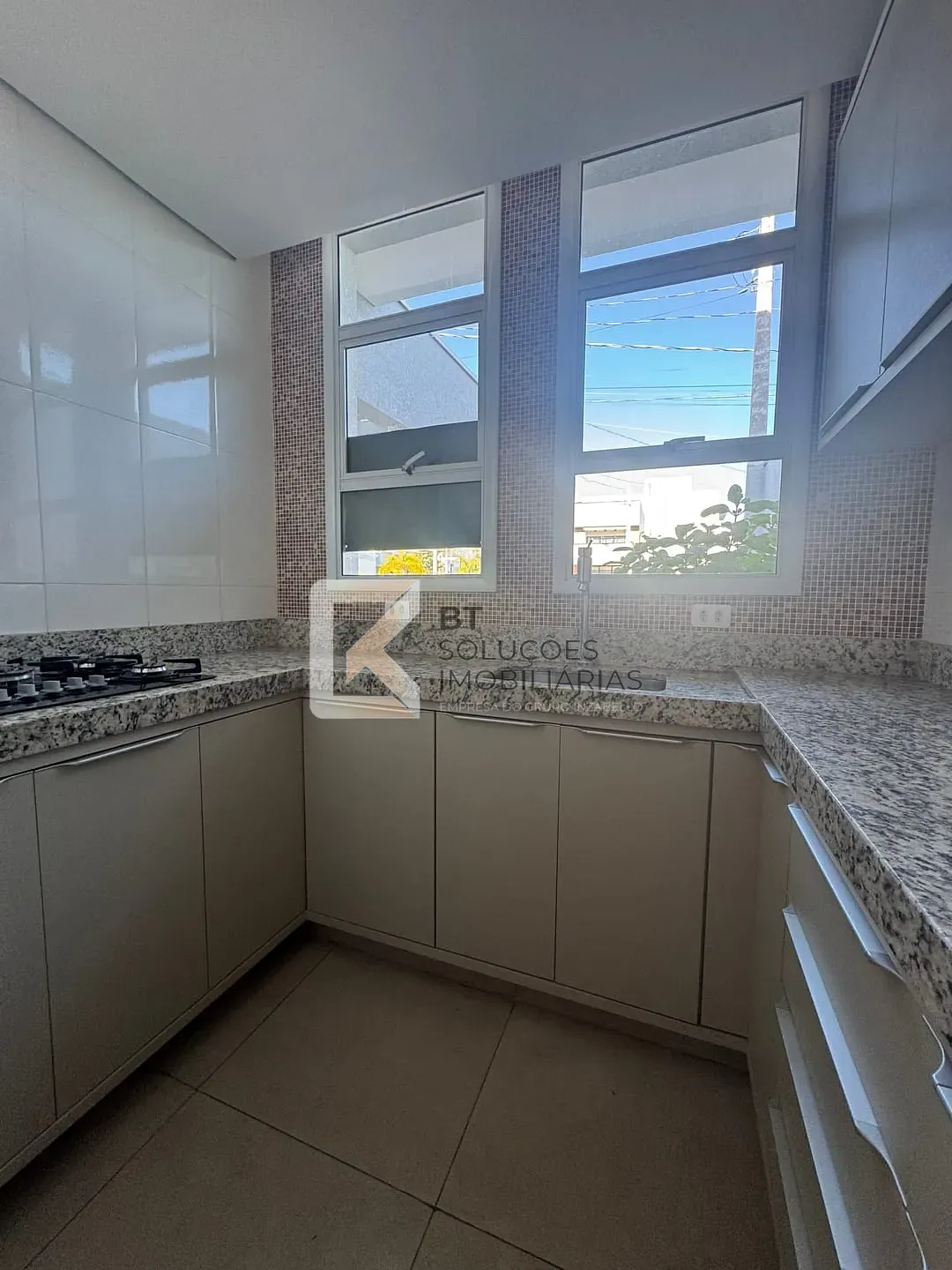 Casa, 3 quartos, 150 m² - Foto 4