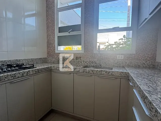 Casa 3 quartos e 4 banheiros, à venda, no bairro Jardim Park Real em Indaiatuba