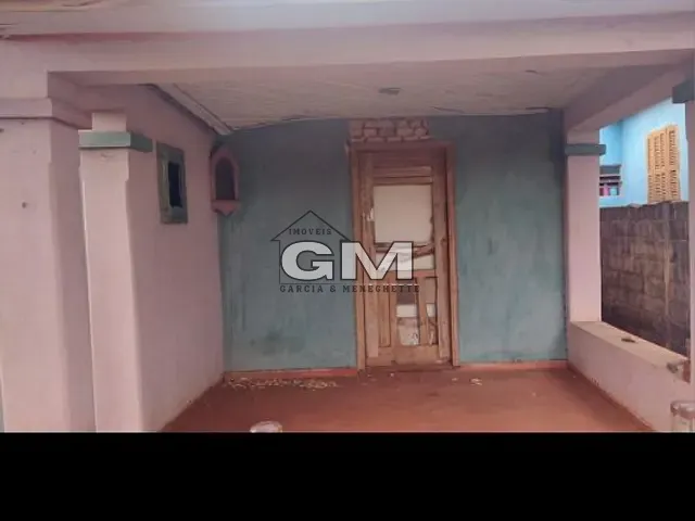 Casa 2 quartos e 1 banheiro, à venda, no bairro centro em Jardinópolis