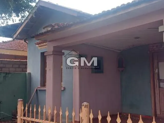 Casa 2 quartos e 1 banheiro, à venda, no bairro centro em Jardinópolis