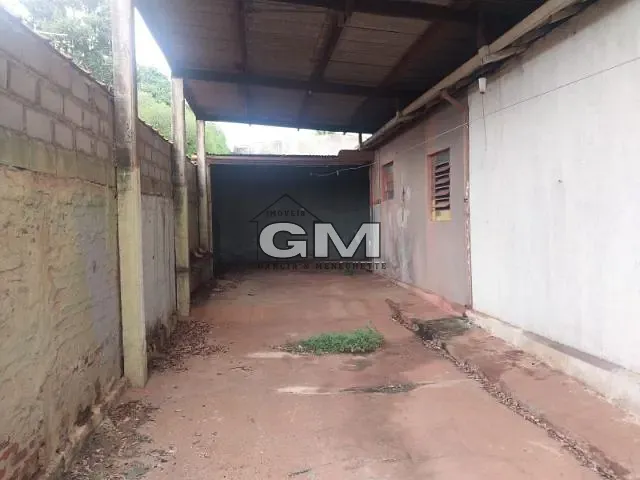 Casa 2 quartos e 1 banheiro, à venda, no bairro centro em Jardinópolis