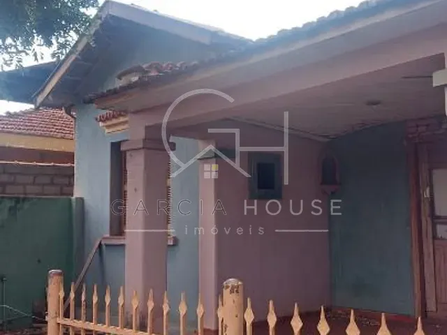 Casa 2 quartos e 1 banheiro, à venda, no bairro centro em Jardinópolis