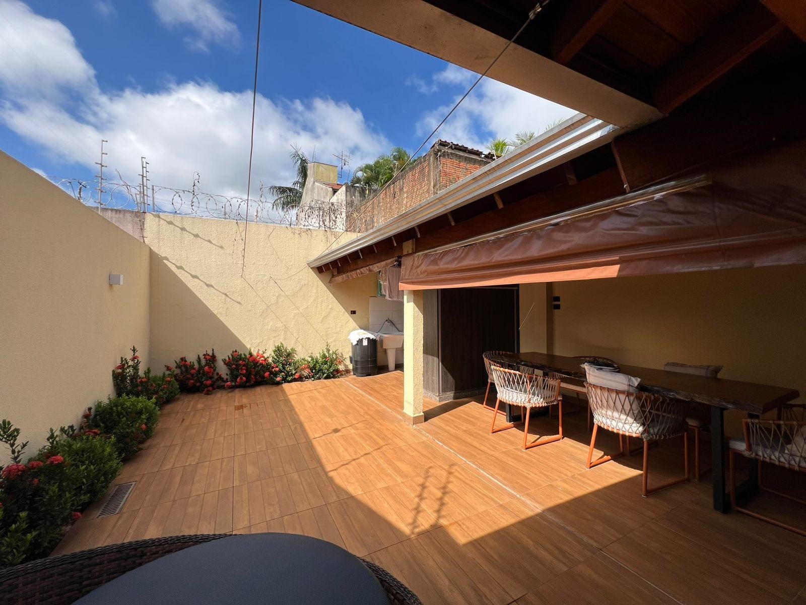 Casa à venda com 3 quartos, 220m² - Foto 33