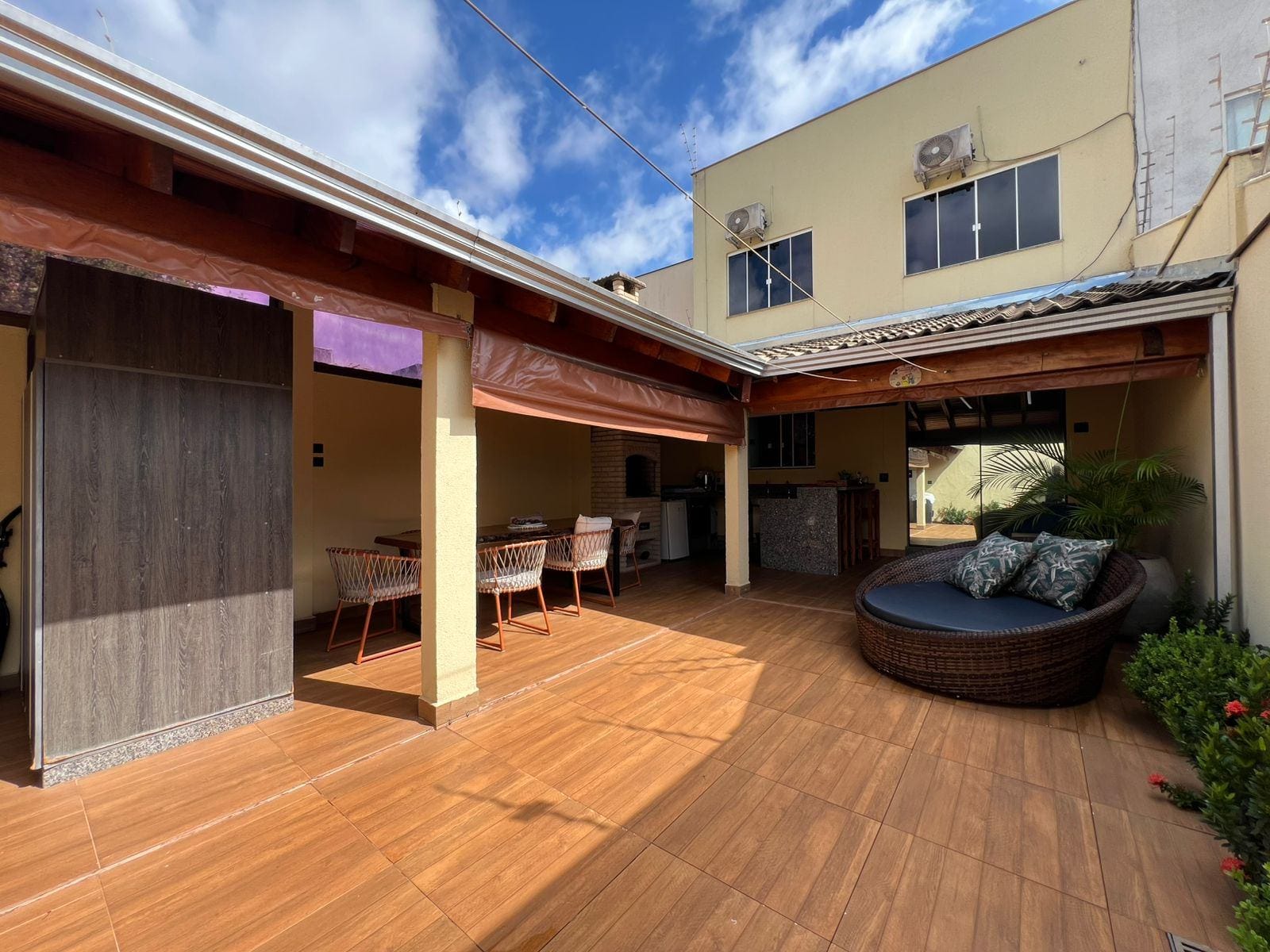 Casa à venda com 3 quartos, 220m² - Foto 32