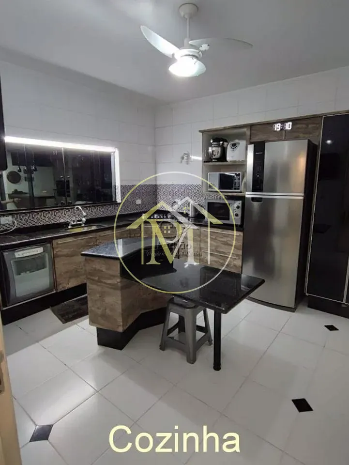 Casa, 3 quartos, 250 m² - Foto 3