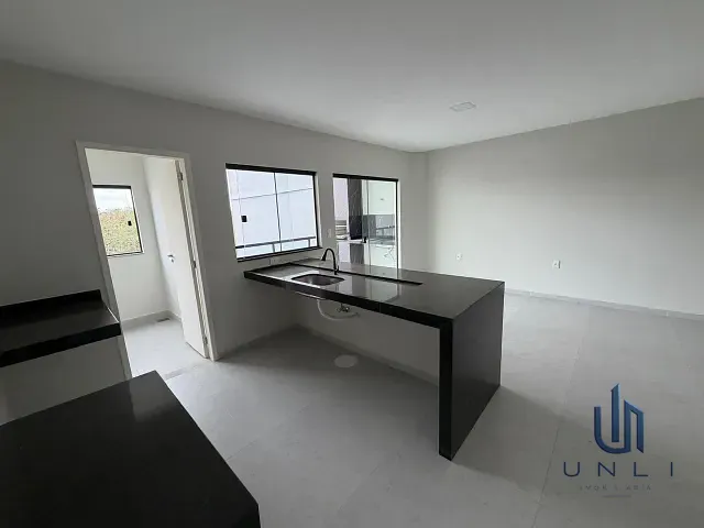 Casa com 180m² 3 quartos e 3 banheiros, à venda, no bairro Jardim Belvedere em Volta Redonda