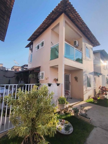Casa com 85m² 2 quartos e 3 banheiros, à venda, no bairro Parque California  em Campos dos Goytacazes