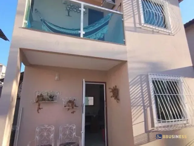 Casa com 85m² 2 quartos e 3 banheiros, à venda, no bairro Parque California  em Campos dos Goytacazes