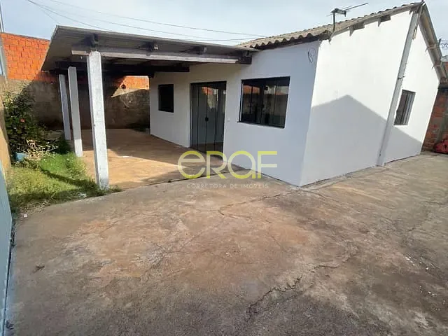 Casa 2 quartos e 2 banheiros, para alugar, no bairro Chácaras Setor Abreu em Formosa