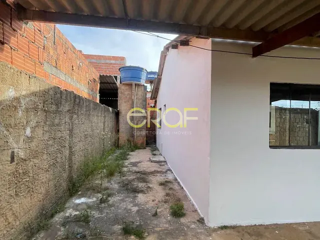 Casa 2 quartos e 2 banheiros, para alugar, no bairro Chácaras Setor Abreu em Formosa