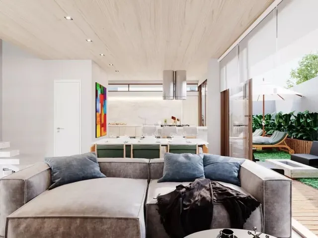Casa à venda, no bairro Mercês em Curitiba